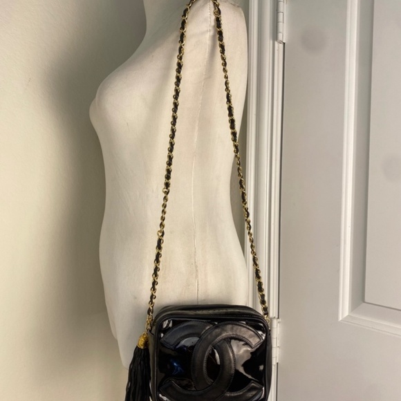 🔥CHANEL CC PATENT LEATHER TASSEL MINI SHOULDER BAG - Picture 12 of 13